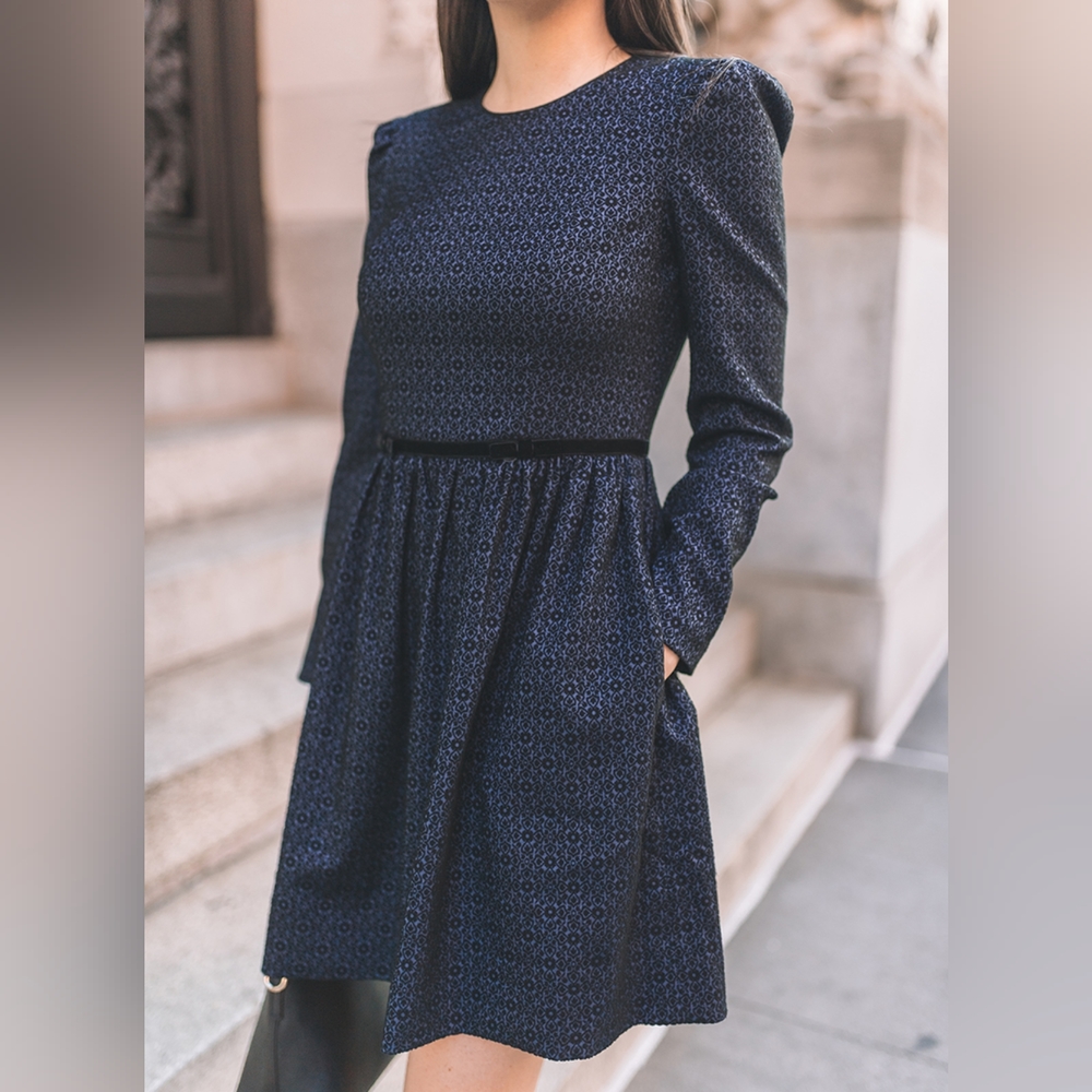 Gal Meets Glam Long Sleeve Navy Callie Dress - Size 6